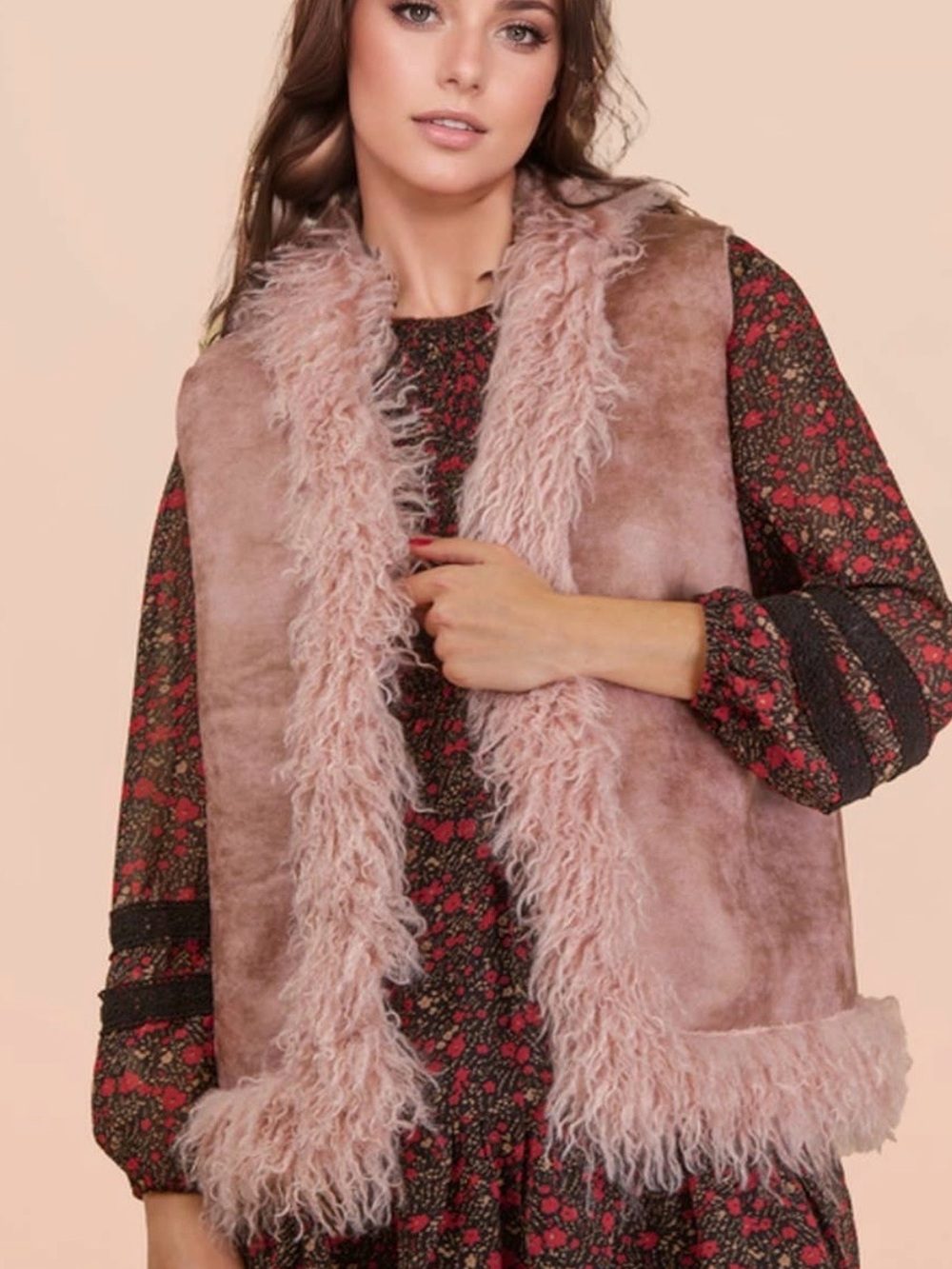 Very J Pink the Sherpa Suede Boho Vest with Faux Fur Size Medium
